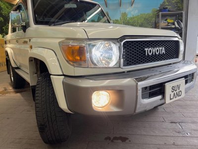 2014 Toyota LAND CRUISER 70 photo 12