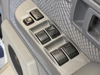 2014 Toyota LAND CRUISER 70 thumbnail 34