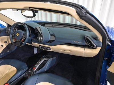 2017 Ferrari 488 SPIDER 缩略图 37