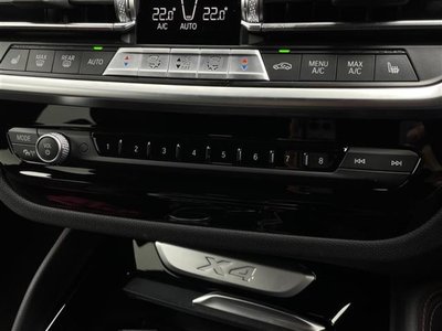 2022 BMW X4 thumbnail 19