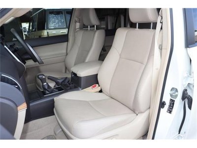 صورة 6 لـ 2023 Toyota LAND CRUISER PRADO