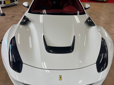 2017 Ferrari F12 BERLINETTA — фото 11