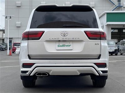 2023 Toyota LAND CRUISER 300 thumbnail 37