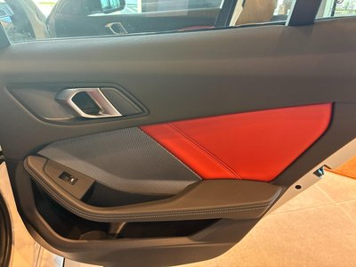 2025 BMW 1 SERIES photo 16