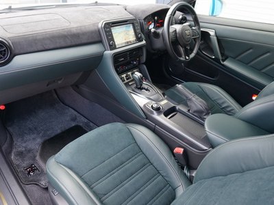 2023 Nissan GT-R 照片 12
