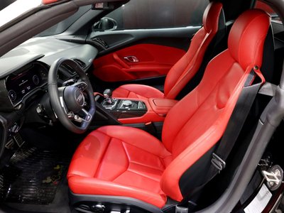 صورة 28 لـ 2019 AUDI R8 SPYDER