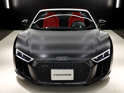صورة 9 لـ 2019 AUDI R8 SPYDER