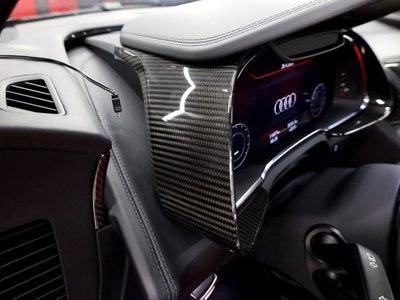 صورة 30 لـ 2019 AUDI R8 SPYDER