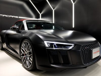 صورة 24 لـ 2019 AUDI R8 SPYDER