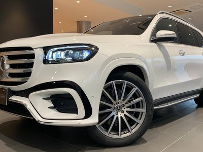 2026 Mercedes-BENZ GLS photo 1