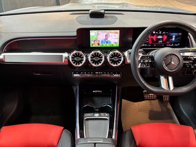 2025 Mercedes-BENZ GLB thumbnail 25