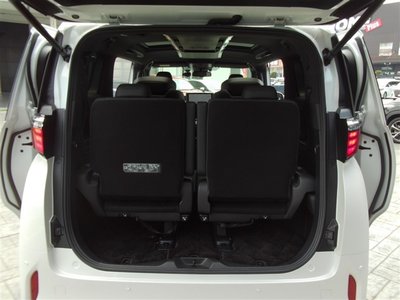 2023 Toyota ALPHARD — фото 68