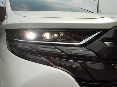 2023 Toyota ALPHARD — фото 15