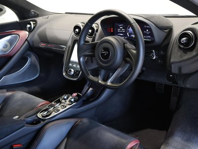 صورة 3 لـ 2024 Mclaren GT