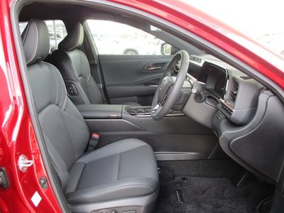 صورة 4 لـ 2024 Toyota CROWN SPORT