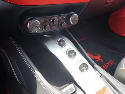 2015 Ferrari CALIFORNIA T 照片 19
