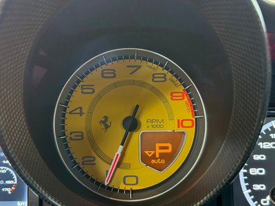 صورة 39 لـ 2010 Ferrari 458 ITALIA