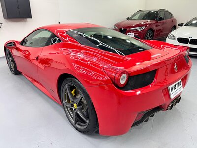 صورة 7 لـ 2012 Ferrari 458 ITALIA