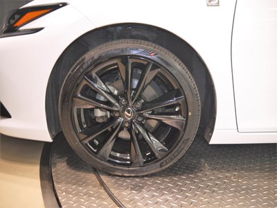 2021 Lexus ES thumbnail 34