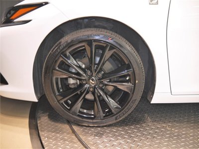 2021 Lexus ES thumbnail 35