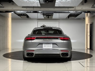 2019 Porsche PANAMERA thumbnail 29