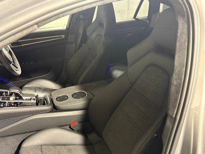 2019 Porsche PANAMERA photo 12