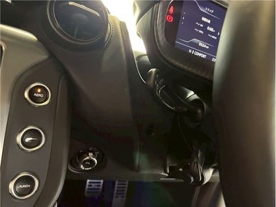 2025 Mclaren 750S — миниатюра 23