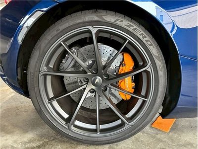 2025 Mclaren 750S — миниатюра 8