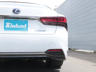 صورة مصغرة 38 لـ 2021 Lexus LS