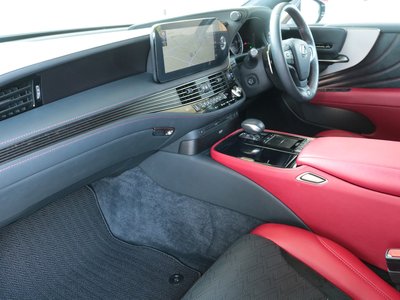 صورة مصغرة 27 لـ 2021 Lexus LS