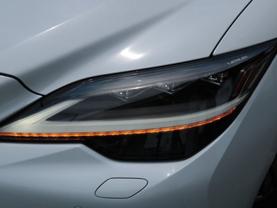 صورة مصغرة 22 لـ 2021 Lexus LS