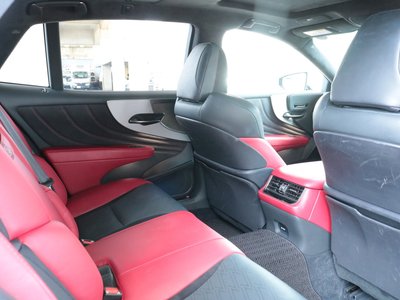 صورة مصغرة 32 لـ 2021 Lexus LS