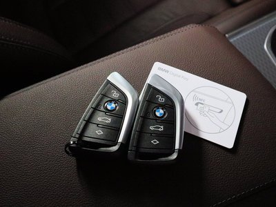 2026 BMW 3 SERIES thumbnail 30