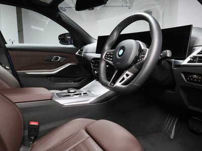 2026 BMW 3 SERIES photo 4