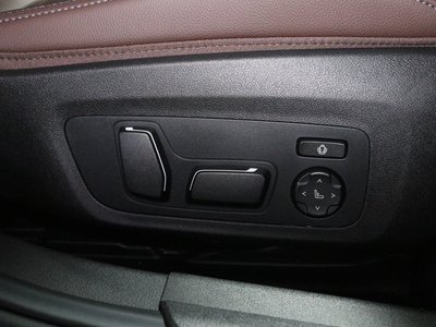 2026 BMW 3 SERIES thumbnail 22