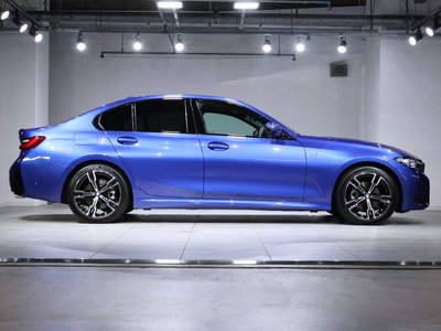 2026 BMW 3 SERIES photo 6
