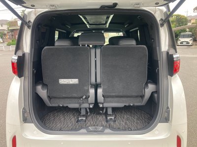 2024 Toyota ALPHARD photo 15
