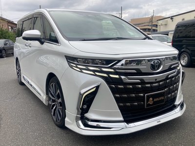 2024 Toyota ALPHARD photo 2