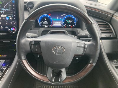 2024 Toyota ALPHARD thumbnail 18