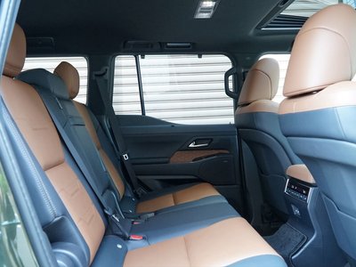 2025 Lexus GX 照片 15