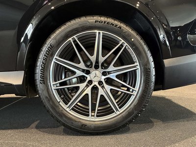 صورة 13 لـ 2025 Mercedes-BENZ GLC AMG