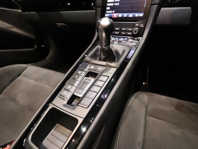 2020 Porsche 718 SPYDER 照片 28