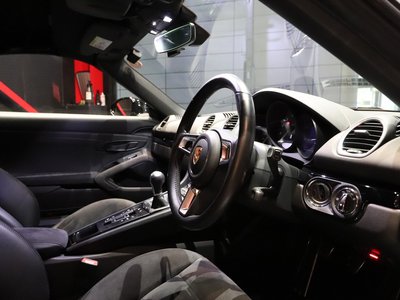 2020 Porsche 718 SPYDER 照片 24
