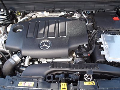 2025 Mercedes-BENZ GLB thumbnail 73