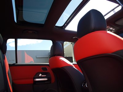 2025 Mercedes-BENZ GLB thumbnail 63