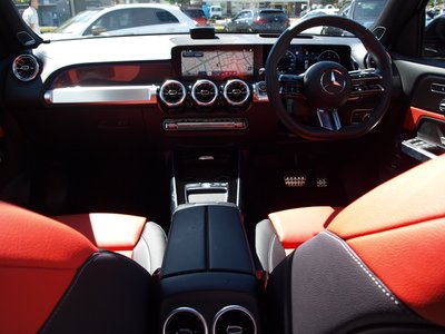 2025 Mercedes-BENZ GLB thumbnail 64