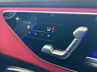 2026 Mercedes-BENZ C-CLASS AMG thumbnail 24