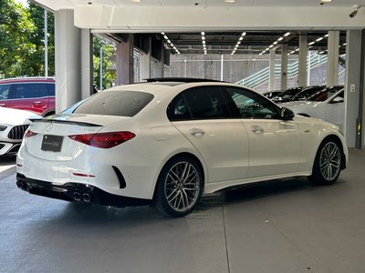 2026 Mercedes-BENZ C-CLASS AMG photo 2