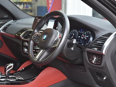 صورة 2 لـ 2020 BMW X4 M