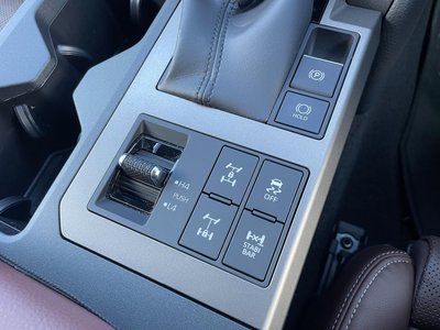 صورة مصغرة 58 لـ 2024 Toyota LAND CRUISER 250
